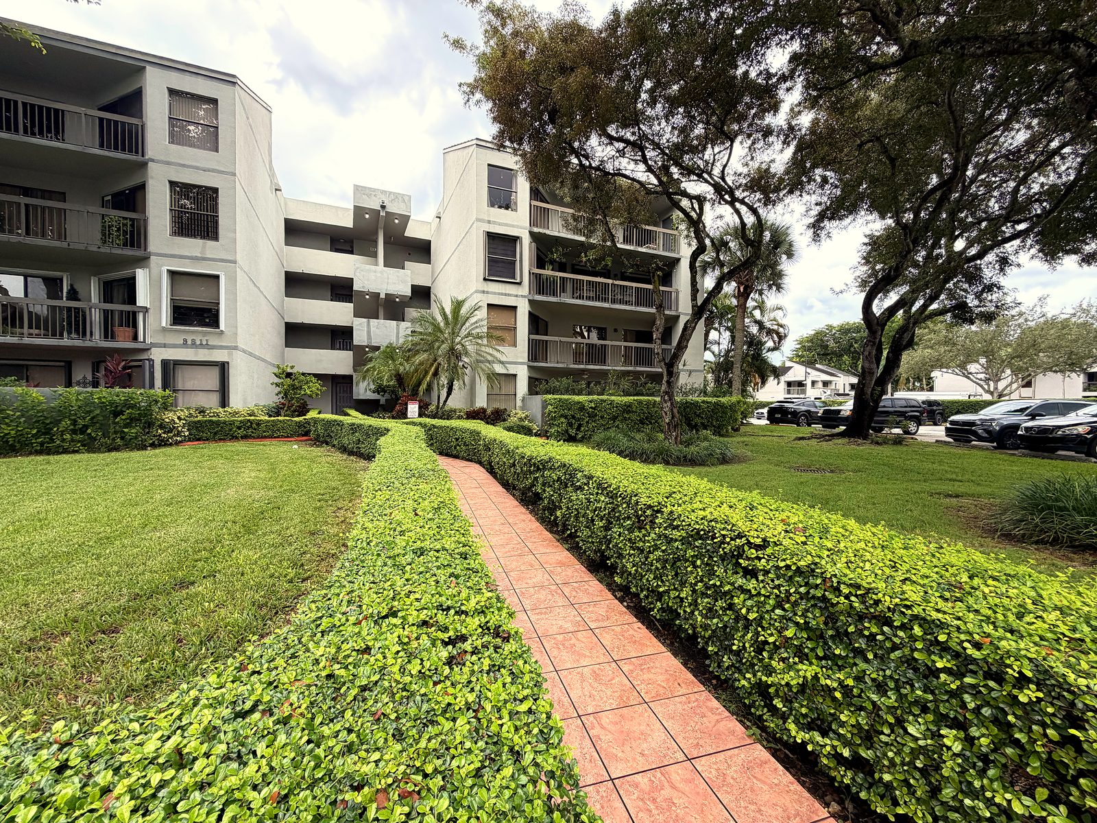 Calusa Club Village — Recurring Landscape Maintenance