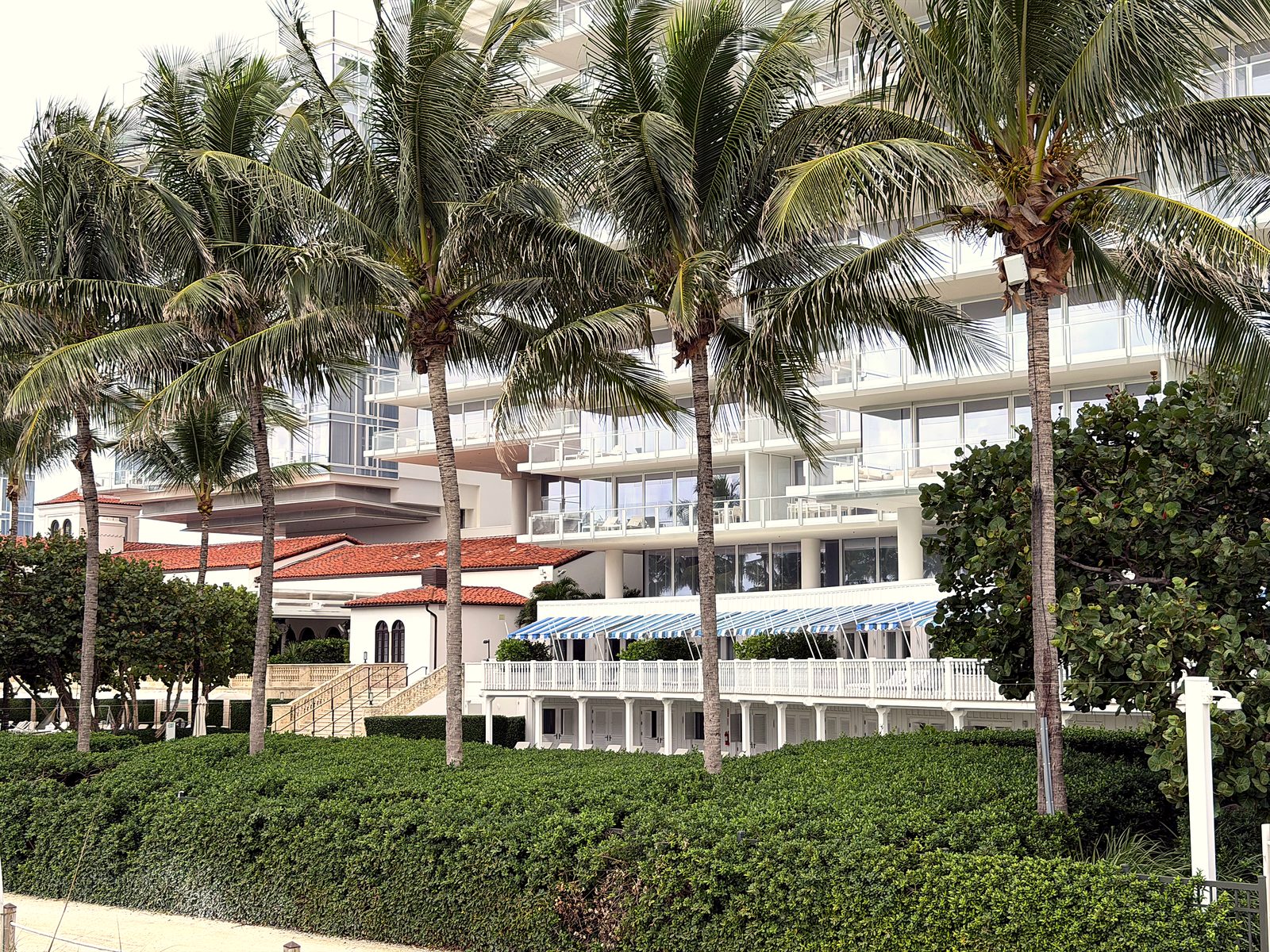 Four Seasons Hotel at The Surf Club — Service-Area Renovation