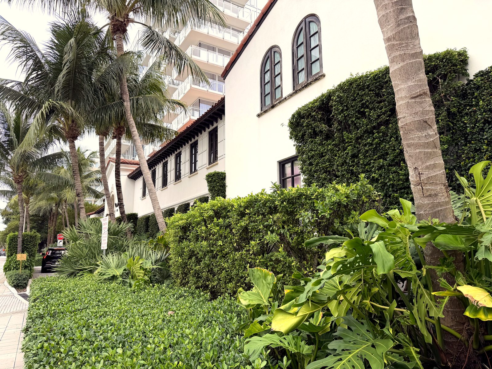 Four Seasons Hotel at The Surf Club — Service-Area Renovation